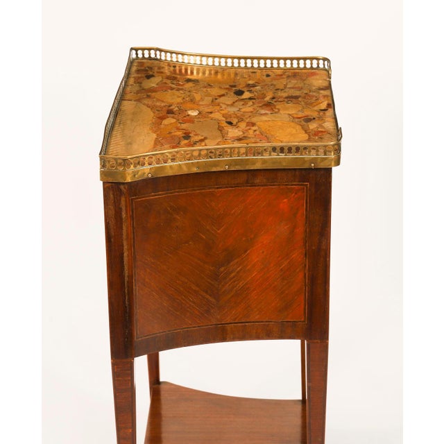 Antique French Walnut and Tulipwood Bedside Cabinets, 1900s, Set of 2 For Sale - Image 10 of 18