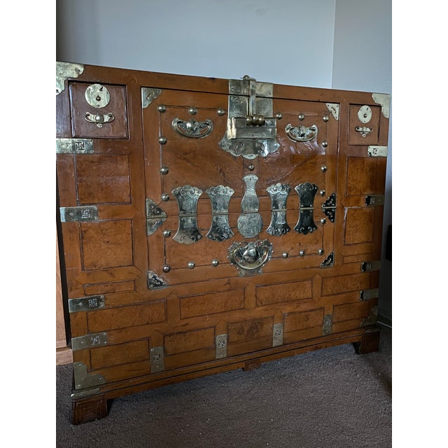 Korean Kanghwa Royal Brass-Mounted Bandaji Chest For Sale - Image 12 of 12