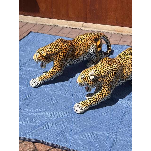 1970s Mid 20th Century Monumental Vintage Italian Ceramic Leopards - Set of 2 For Sale - Image 5 of 12