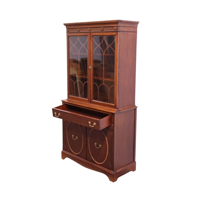 Vintage Antique Solid Mahogany Traditional Duncan Phyfe Inspired 39" China Cabinet 1236 For Sale - Image 10 of 15