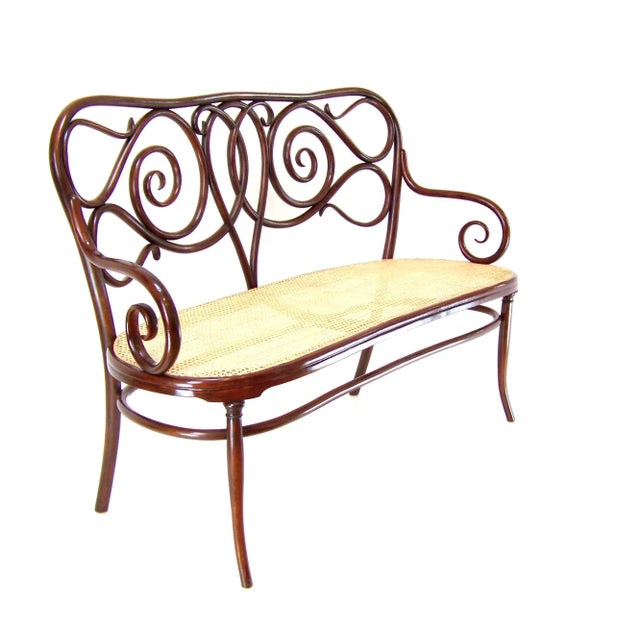 Thonet Viennese No. 4 Sofa by Michael Thonet for Jacob & Josef Kohn, 1870s For Sale - Image 4 of 10