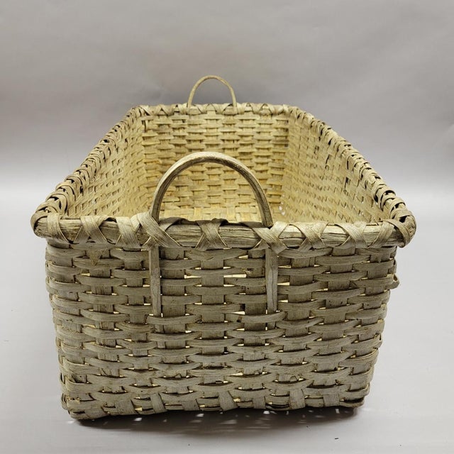 Antique American North Carolina Painted 2 Handled Gathering Basket For Sale In Raleigh - Image 6 of 12