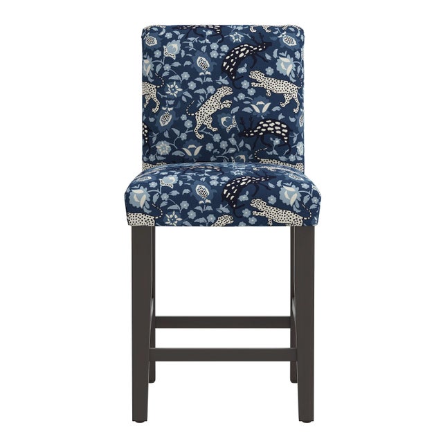 Absolutely timeless, this Counter Stool has the chic finishing touch your dining décor needs. These elegant armless...