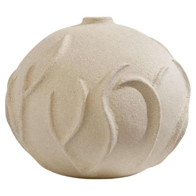 L´Algue Beige Sandstone Vase by Lou Thomas For Sale - Image 6 of 6