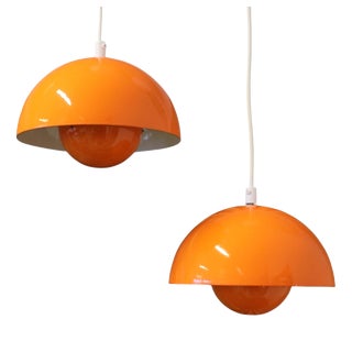 Vintage VP1 Flower Pot Lamp in Orange Metal by Verner Panton for Louis Poulsen, 1960s, Set of 2 For Sale