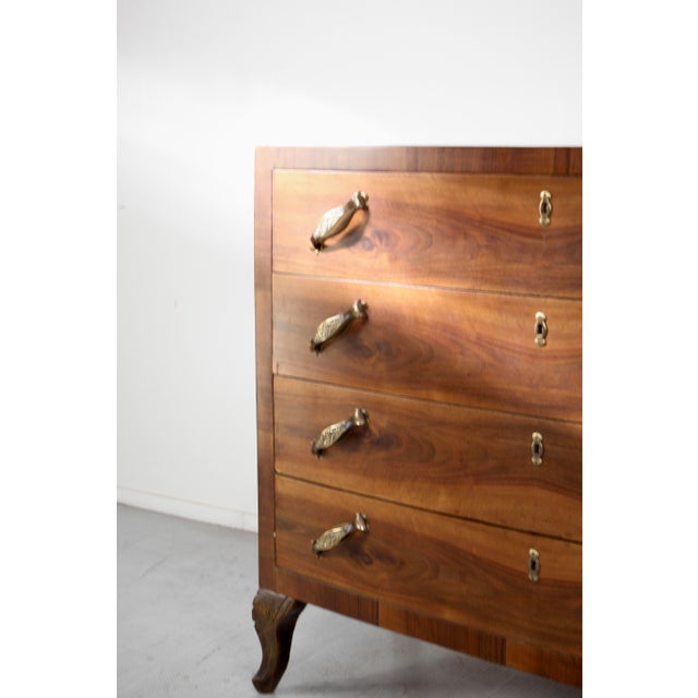 Mid-Century Modern Italian Art Deco Walnut and Brass Chest of Drawers, 1930s For Sale - Image 3 of 9