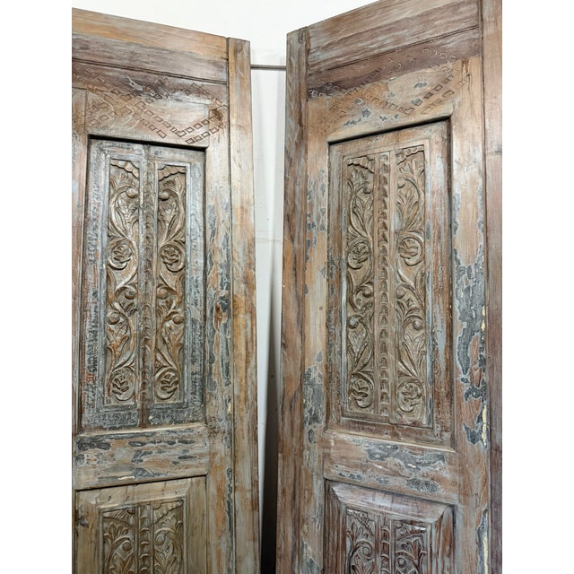 Mid-Century Modern Antique Hand-Carved Wood Sliding Barn Doors – Distressed Gray Floral Panels 96x27 For Sale - Image 3 of 6