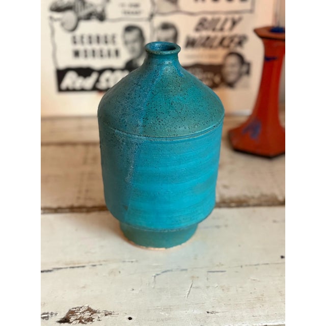 Mid-Century Modern 1960s Turquoise Matte Stoneware Vase 9.25”, Signed For Sale - Image 3 of 7