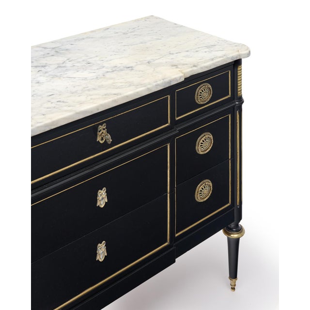 French Louis XVI Chest of Drawers For Sale - Image 4 of 9