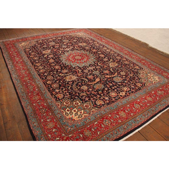 Textile Middle Eastern Rug in Wool For Sale - Image 7 of 11
