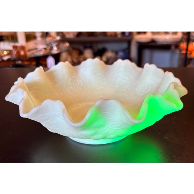 Fenton Uranium Custard Persian Medallion Bowl For Sale - Image 9 of 12