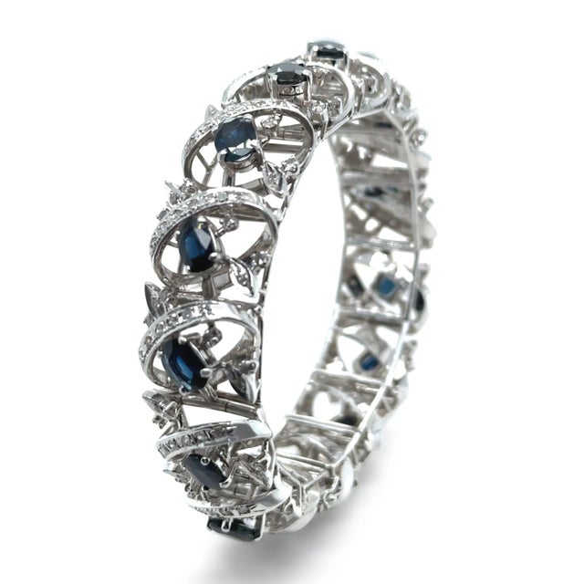 14ct White Gold Sapphire and Diamond Cluster Bracelet 11.45ct 48.29g For Sale - Image 4 of 12