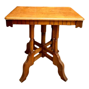 Antique American Eastlake Victorian Walnut Parlor Accent Table Carved Apron & Legs