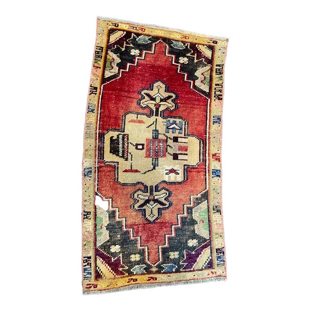 Turkish Yastik Rug 1'8" x 3'2" For Sale