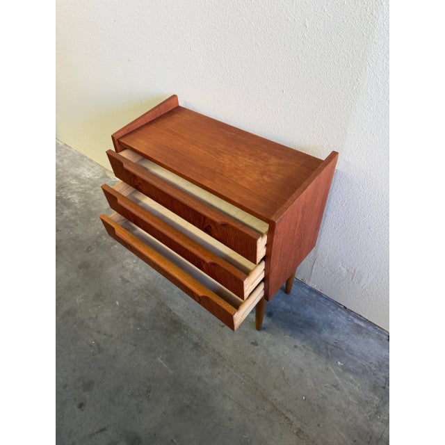 Mid Century Danish Teak 3-Drawer Chest – Vintage Scandinavian Small Dresser 1960s For Sale - Image 4 of 8
