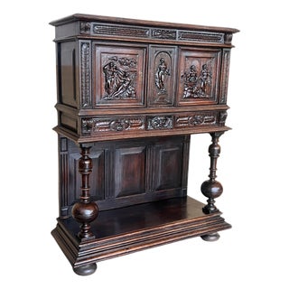 Late 19th Century Dutch Hand Carved Renaissance Raised Cabinet For Sale