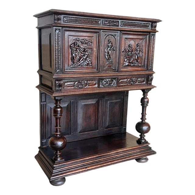 Late 19th Century Dutch Hand Carved Renaissance Raised Cabinet For Sale
