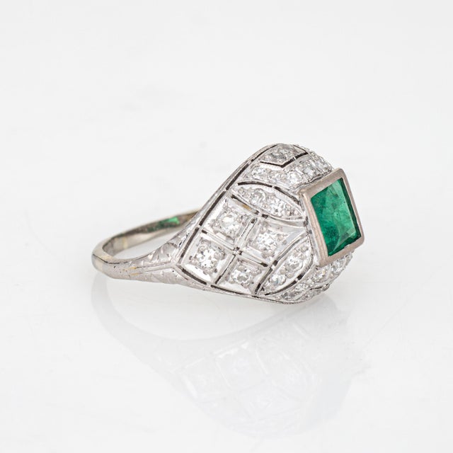 Art Deco Vintage Art Deco Diamond Emerald Ring Sz 5 Platinum Fine Jewelry 1920s For Sale - Image 3 of 6