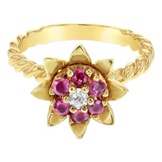 Medium Ruby Tulip Ring 14k Yellow Gold, Size 5.75 For Sale