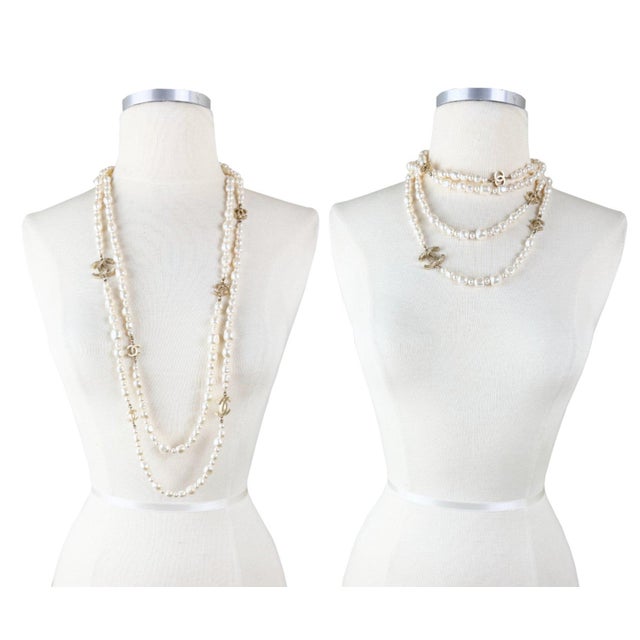 Contemporary Chanel Gold Scratchy CC Irregular Pearl 2 Strand Necklace For Sale - Image 3 of 5