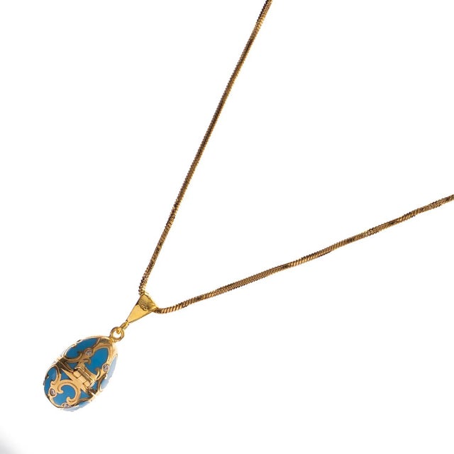 Metal Lucky Clover Turquoise Enamel Egg Gold Necklace For Sale - Image 7 of 10