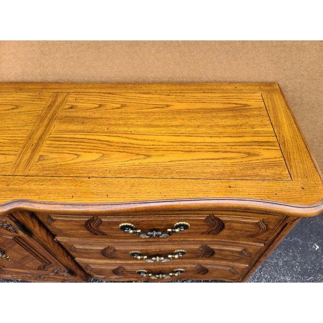 Vintage Thomasville French Provincial Dresser Chairish