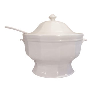 1960s Hertiage White Soup Tureen For Sale