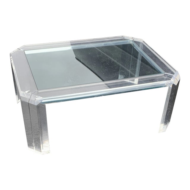 Mid-Century Modern Lucite Coffee Table For Sale