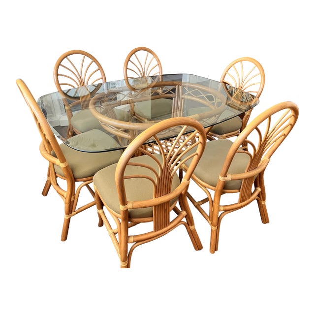 Rattan Dining Table and 6 Chairs - Set of 8 For Sale
