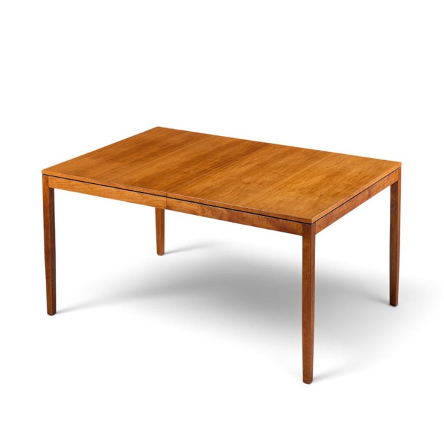 Florence Knoll for Knoll Mid Century Walnut Expanding Dining Table With 1 Leaf For Sale - Image 9 of 10