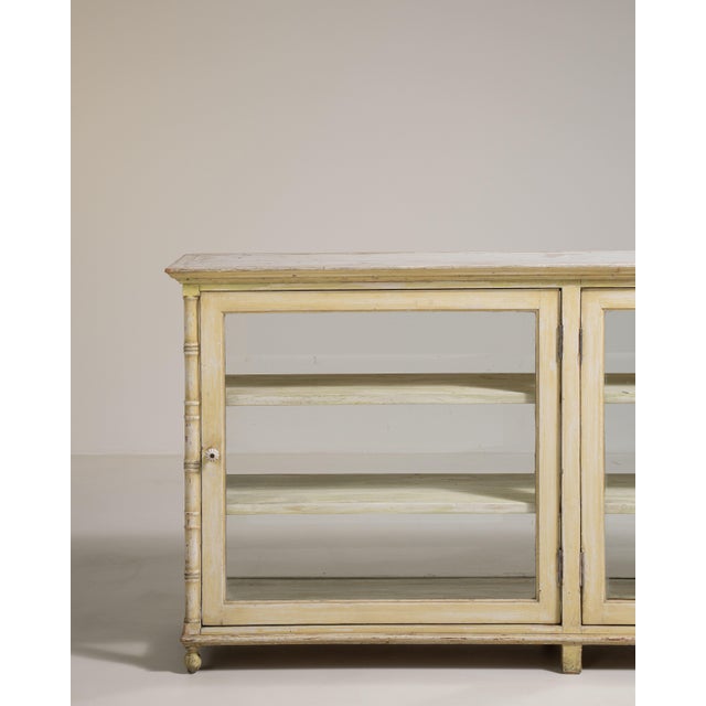 Faux Bamboo Display Vitrine, Antique, France, Early 20th Century For Sale In Greensboro - Image 6 of 16