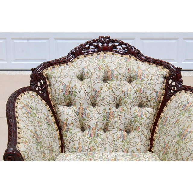 Antique French Louis XV Style Bergère Armchair – Hand-Carved Mahogany, Tufted Floral Upholstery, C. Late 19th Century For Sale - Image 9 of 18