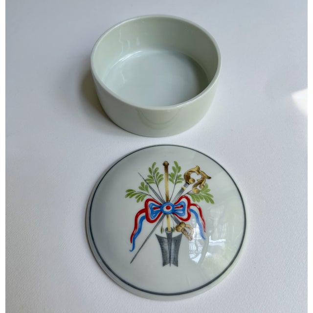 1980s Limoges for Lancome Bicentenaire Lidded Porcelain Box For Sale - Image 9 of 12