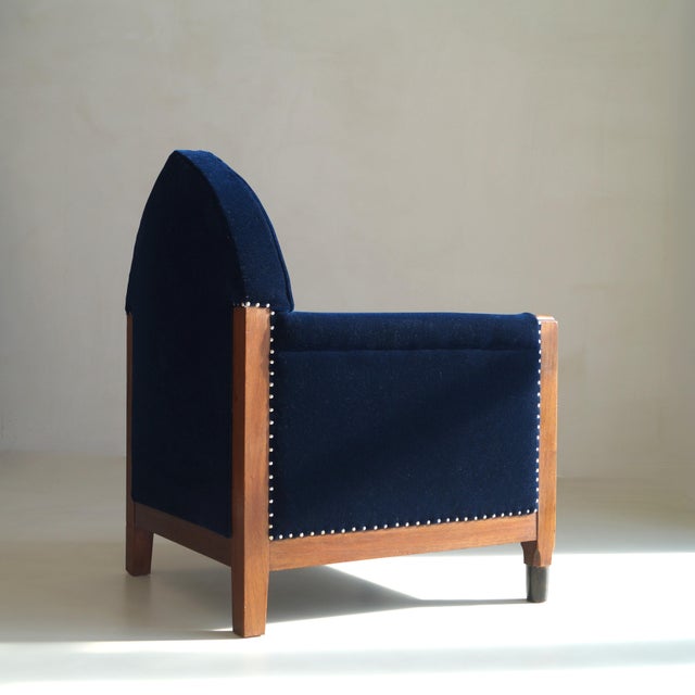 Dutch Art Deco Amsterdam School Armchair in Midnight Blue Velvet, 1920s For Sale - Image 10 of 18