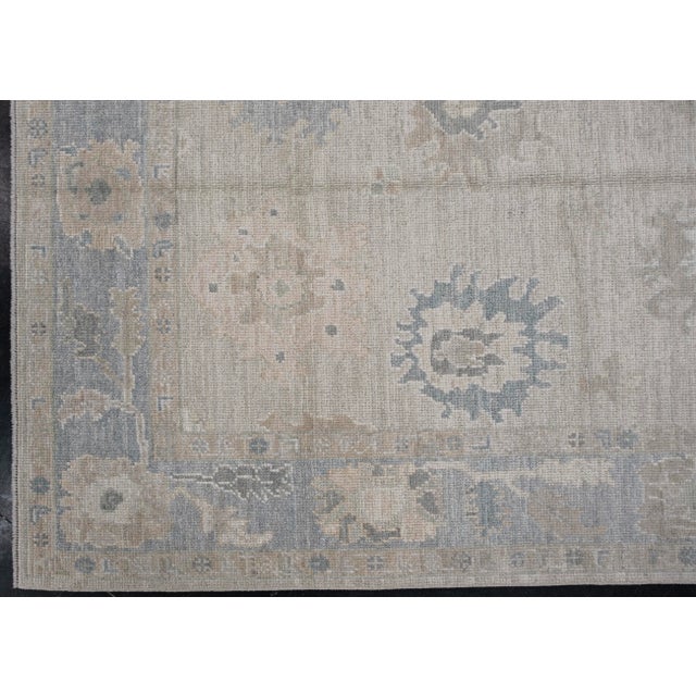 Early 21st Century Turkish Oushak Rug Soft Gray and Blue Tones Handwoven Wool Rug 5' X 7'1" For Sale - Image 5 of 10