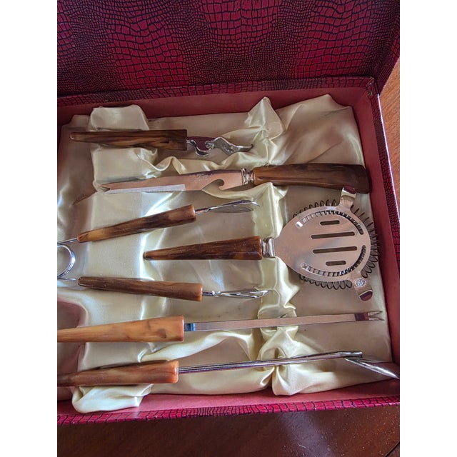 Butterscotch Bakelite Bar Set For Sale - Image 4 of 6