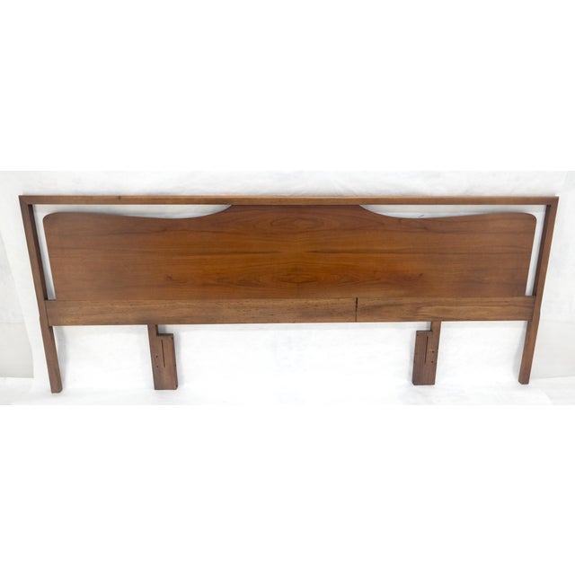 Mid-Century Modern Sculptural Walnut Headboard Bed 102" Wide Mid Century Modern MINT For Sale - Image 3 of 7