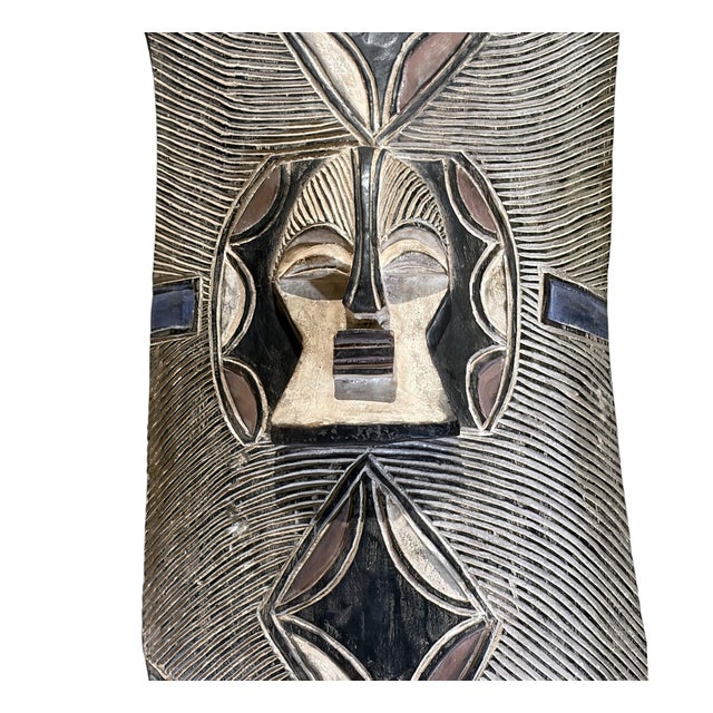 Large Vintage African Bamileke Tribe Shield Cameroon 43" H For Sale - Image 4 of 7