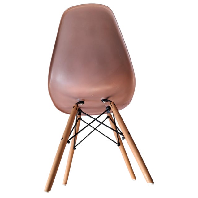 Minimalism 1970s Meet the UrbanMod Shell Chair Collection 4 For Sale - Image 3 of 9
