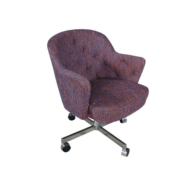 Set of six vintage mid-century modern office or dining chairs by Patrician Furniture Co. Styled after the iconic Knoll...