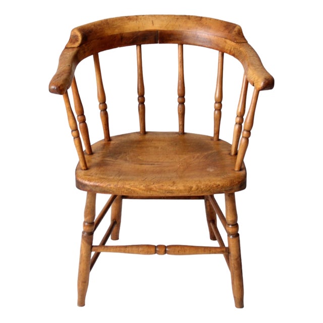 Antique Windsor Captain’s Chair Wood Spindle Armchair For Sale