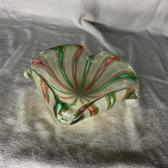 Glass 1960s Vintage Avem Italian Murano Art Glass Gold Flecks Bowl W/ White Latticino, Pink/Green Ribbons For Sale - Image 7 of 8