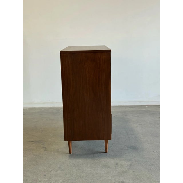 1960s Highboy Dresser With Cross Grain For Sale - Image 4 of 8