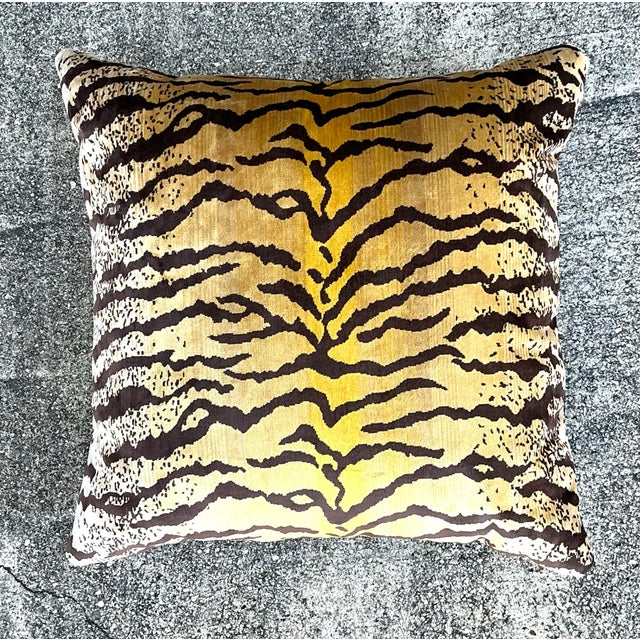 Vintage Velvet Tiger Throw Pillow For Sale In West Palm - Image 6 of 12