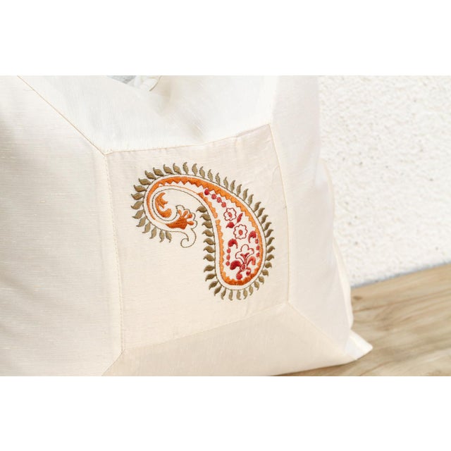 Jamawar Ivory Paisley Pillow Cover For Sale - Image 4 of 6
