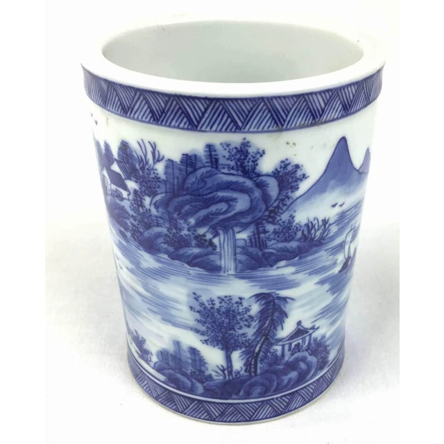 Antique Chinese Porcelain Brush Pot For Sale - Image 4 of 13