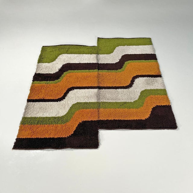 Beige Modern Italian Rectangular Rugs with Wavy Decorations in Green and Orange, 1970s, Set of 2 For Sale - Image 8 of 18