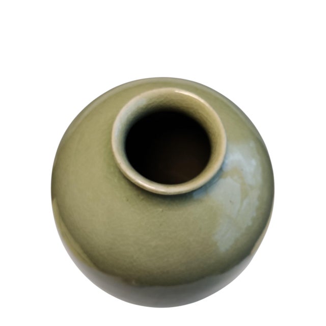 Chinoiserie Vintage Thai Celadon Meiping Style Tall Vase For Sale - Image 3 of 4