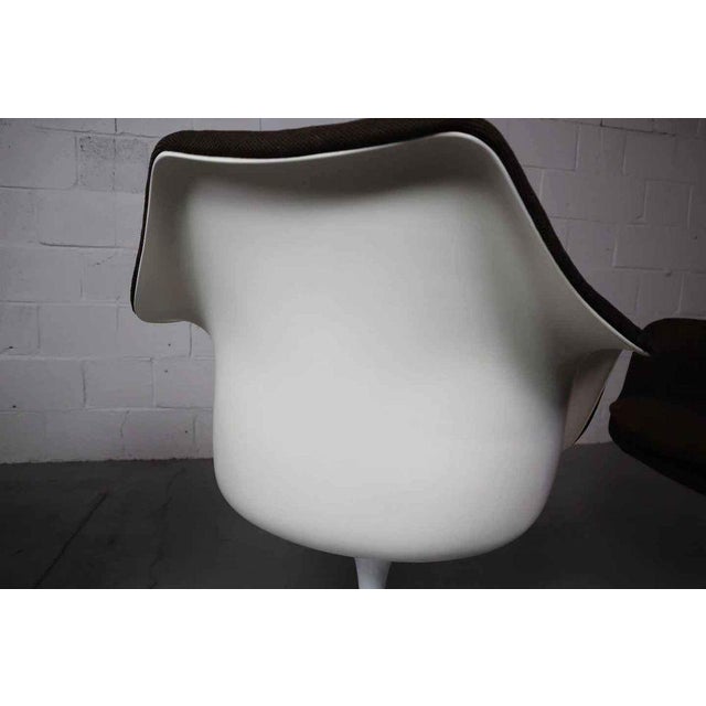 Swivel Tulip Armchairs from Knoll International, Set of 4 For Sale - Image 6 of 14