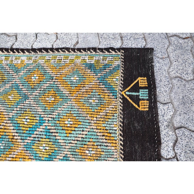 1960s Vintage Anatolian Bohemian Kilim Rug For Sale - Image 10 of 11